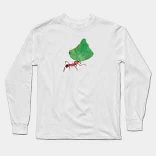 Ant carrying big leaf Long Sleeve T-Shirt